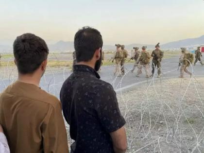 Afghanistan Taliban: Us Forces In Kabul Airport People Fear That If Left Then Chaos Will Spread | Afghanistan Taliban Crisis: काबुल एअरपोर्टवर अमेरिकन सैन्याचा कब्जा; हल्ला केल्यास याद राखा, तालिबानला इशारा