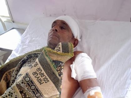 A leopard attacked a farmer in Dhamori in Kopargaon taluka | कोपरगाव तालुक्यातील धामोरीत बिबट्याचा शेतकर्‍यावर हल्ला