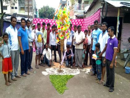  Independence Day 2017: Map of the country from Solapur, the map of the country | Independence Day 2017 : सोलापुरात फळभाज्यांपासून साकारला देशाचा नकाशा