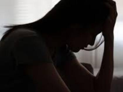Solapur Crime 'I will kill you and your mother'; Minor girl repeatedly Sexual Abuse by her father | Solapur Crime: 'तुला आणि तुझ्या आईला खल्लास करीन'; बापाकडूनच अल्पवयीन मुलीवर अनेकवेळा अत्याचार Solapur Crime 'I will kill you and your mother'; Minor girl repeatedly Sexual Abuse by her father | Solapur Crime: 'तुला आणि तुझ्या आईला खल्लास करीन'; बापाकडूनच अल्पवयीन मुलीवर अनेकवेळा अत्याचार