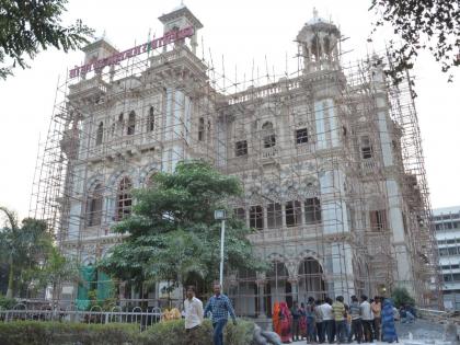 Indrabhuvana building in Solapur Municipal Corporation will be transformed; Finalization of original design is in progress | सोलापूर महापालिकेतील इंद्रभुवनाच्या इमारतीचे रूपडे पालटणार; मूळ रूप देण्याचे काम अंतिम टप्प्यात