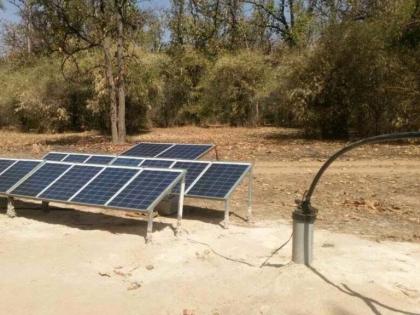 Solar energy borewell in the forest for thirsty wildlife | तहानलेल्या वन्यजीवांसाठी जंगलात सौरऊर्जेवरचे बोअरवेल 