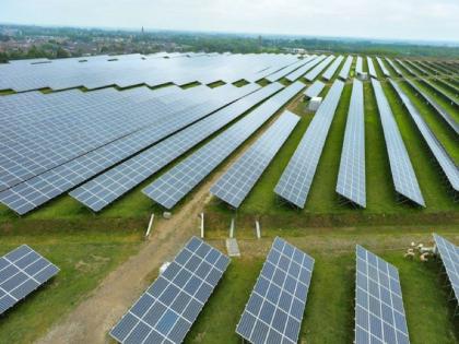 छत्रपति संभाजीनगर में गेल इंडिया का ₹3,800 करोड़ का सौर ऊर्जा प्रोजेक्ट। - Hindi News | GAIL India invests ₹3,800 crore in Chhatrapati Sambhajinagar solar project. | Latest News at Lokmatnews.in