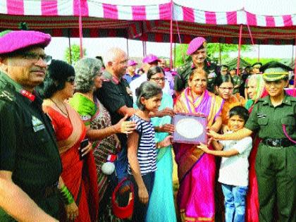 Swati Mahadik, wife of Shaheed Santosh Mahadik, will join the army today: will take the form of lieutenant post; Training completed | शहीद संतोष महाडिक यांच्या पत्नी स्वाती महाडिक आज सैन्यात रुजू होणार: लेफ्टनंटपदाची सूत्रे घेणार; प्रशिक्षण पूर्ण