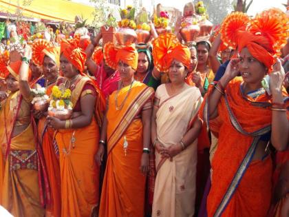 Someshwar Mahadev temple of Pranpritishtha | जामनेर तालुक्यातील सोमेश्वर महादेव मंदिर प्राणप्रतिष्ठा सोहळ्य़ास उत्साहात सुरुवात, भक्तांचा महापूर