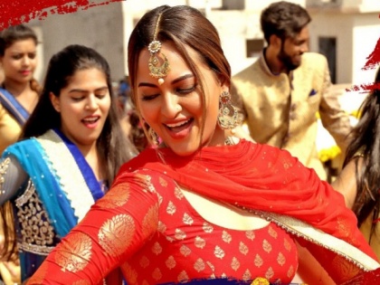 Sonakshi sinha and diana penty's film Happy Phir Bhag Jayegi first song Swag Saha Nahi Jaye release | 'हॅप्पी फिर भाग जायेगी'मधील गाणं 'स्वॅग सहा नहीं जाये...' झालं रिलीज, सोनाक्षी करतेय भांगडा