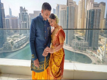 sonalee kulkarni got engaged on February with Kunal Benodekar PSC | सोनाली कुलकर्णीने वाढदिवसाला फॅन्सना दिले सरप्राईज, फेब्रुवारीत झाला आहे साखरपुडा