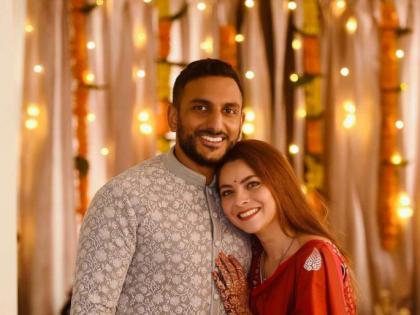 Finally the photos of Sonalee Kulkarni and Kunal Benodekar's second wedding came out | अखेर सोनाली कुलकर्णी आणि कुणाल बेनोडेकरच्या दुसऱ्या लग्नाचे फोटो आले समोर