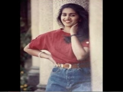Marathi Actress Sonali Kulkarni Has changed so much over the years; See her old photos !! | इतक्या वर्षांत इतकी बदलली ही मराठी अभिनेत्री; जुने फोटो पाहून बसणार नाही विश्वास!!