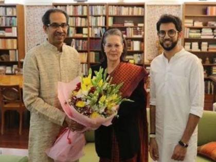 Uddhav Thackeray completes tour after meeting with Sonia Gandhi; Met Sunita Kejriwal and other leaders | सोनिया गांधी यांच्यासोबत बैठकीनंतर उद्धव ठाकरे यांचा दौरा पूर्ण; सुनीता केजरीवाल आणि अन्य नेत्यांची घेतली भेट