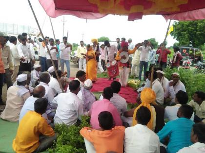 Dhol Jagar movement for reservation of Dhangar community at Sonpeth | सोनपेठ येथे धनगर समाजाच्या आरक्षणासाठी ढोल जागर आंदोलन