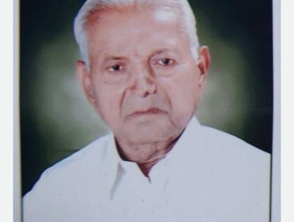 Sopanrao Ghorpade, a freedom fighter from Rahimatpur, passed away | रहिमतपूर येथील स्वातंत्र्यसेनानी सोपानराव घोरपडे यांचे निधन