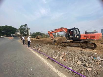 Corner bridge erected overnight; The problem of ten years was solved in one night | रातोरात उभे राहिला कोपरा पुल; दहा वर्षाचा प्रश्न एका रात्रीत सुटला 