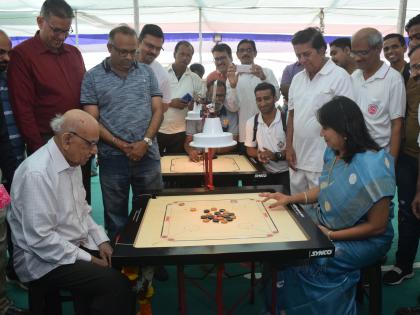 Maharashtra State Carrom Competition: Amol, Sameer, Sudhir won first round | महाराष्ट्र राज्य कॅरम स्पर्धा : अमोल, समीर, सुधीर यांची विजयी सलामी