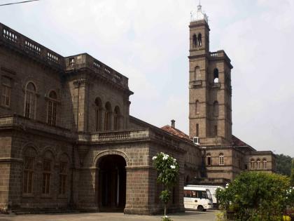 SPPU Students will install court doors; pune University education has become expensive | SPPU | विद्यार्थी ठाेठावणार न्यायालयाचे दरवाजे; विद्यापीठातील शिक्षण झाले महाग