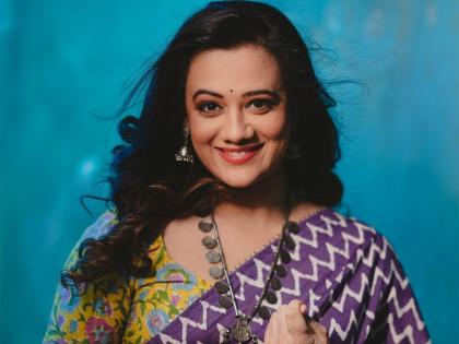 Spruha Joshi share her throwback photo | १३ वर्षांपूर्वी अशी दिसायाची स्पृहा जोशी, अभिनेत्री शेअर केला फोटो, म्हणाली...