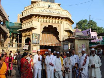 Sri Saints Muktaini Anthansa Samadhi festival | श्री संत मुक्ताई अंतर्धान समाधी सोहळा : श्री भगवान पांडूरंग, संत नामदेव, संत निवृत्तीनाथ पालखींचे मुक्ताईनगरकडे प्रस्थान