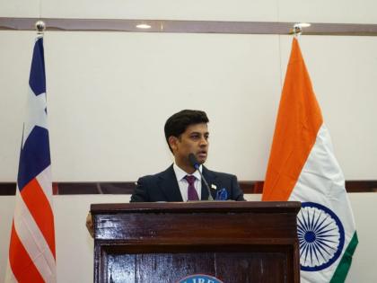 "Terrorism knows no borders, all countries need to fight together" | "दहशतवादाला सीमा नाही, सर्व देशांनी एकत्रित लढा देण्याची गरज" "Terrorism knows no borders, all countries need to fight together" | "दहशतवादाला सीमा नाही, सर्व देशांनी एकत्रित लढा देण्याची गरज"