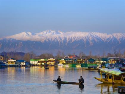 irctc tour package 2022 kashmir tour package srinagar pahalgam gulmarg sonmarg | IRCTC ची शानदार ऑफर! श्रीनगरसह 'या' ठिकाणी फिरण्याची संधी, जाणून घ्या किती खर्च येईल?