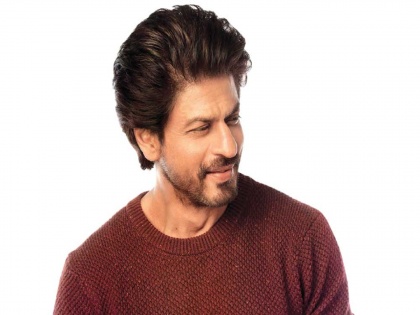 After a break of 2 years, Shah Rukh Khan is ready for a comeback, signed three projects | २ वर्षांच्या ब्रेकनंतर शाहरूख खान कमबॅकसाठी सज्ज, साईन केले तीन प्रोजेक्ट्स