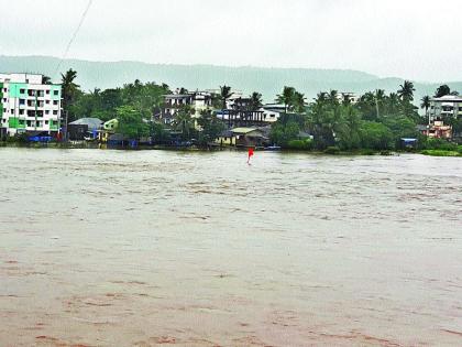 Rainfall is constant; Warning level reached by Kundalikya in Roha | पावसाचा जोर कायम;रोह्यात कुंडलिकेने गाठली इशारा पातळी