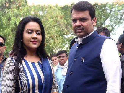 Amrita Fadnavis will never enter politics; Devendra Fadnavis made it clear | अमृता फडणवीस 'कधीच' राजकारणात येणार नाहीत; देवेंद्र फडणवीसांनी स्पष्टच सांगितलं