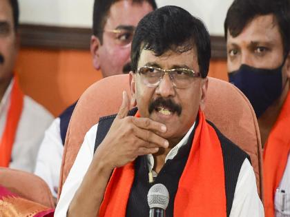 Shivsena Sanjay Raut spoke wrongly Hanuman Chalisa at the press conference | Sanjay Raut: 'हनुमान चालिसा'च्या नावावर 'भीमरूपी महारुद्रा' म्हणाले; संजय राऊत आव्हान देऊन फसले