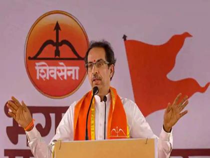 Now Uddhav Thackeray has been given the title of 'Hindu Jananayak'; Shiv Sena leader posted a banner, Targeted Raj Thackeray | आता उद्धव ठाकरेंना ‘हिंदूजननायक’ उपाधी; शिवसेना नेत्यानं पोस्ट केला बॅनर