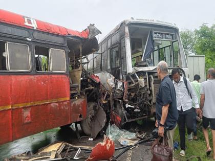 Big News ST bus collides with each other in fatal accident 18 to 20 passengers injured | मोठी बातमी: एसटी बस एकमेकांवर आदळून भीषण अपघात; १८ ते २० प्रवासी जखमी, २ गंभीर