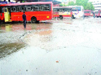 Kalyan ST Depot also suffered a loss of 15 lakh rupees | कल्याण एसटी डेपोलाही फटका, १५ लाख रुपयांचे नुकसान