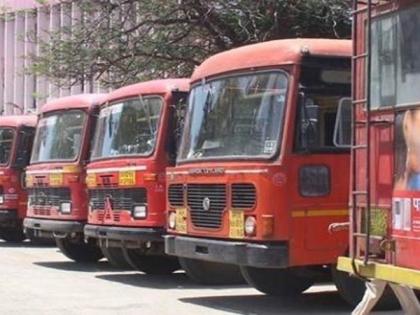 Nandurbar's 540 bus stand canceled due to ST strike | एसटी संपामुळे नंदुरबारातील 540 बसफे-या रद्द