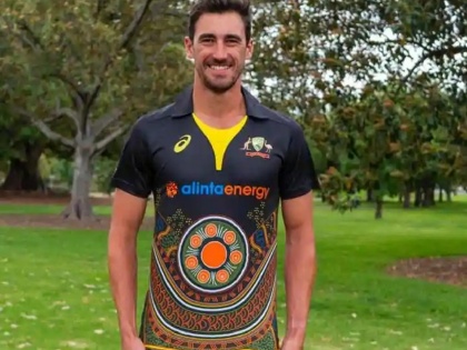 India vs Australia : Australia have unveiled an Indigenous shirt which is to be worn in their upcoming T20 series against India | India vs Australia : टीम इंडियाविरुद्धच्या मालिकेसाठी ऑस्ट्रेलिया दिसणार नव्या जर्सीत 