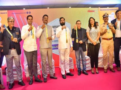 How is the Josh! Inauguration of Bib Expo of Lokmat Mahamarathon by CM Eknath Shinde | हाऊ इज द जोश! लोकमत महामॅरेथॉनच्या बीब एक्स्पोचे मुख्यमंत्र्यांचे हस्ते उद्धाटन