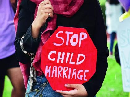 As the girl becomes pregnant the form of child marriage is exposed Case registered against husband, mother-in-law, parents | मुलगी गरोदर राहिल्याने बालविवाहाचा प्रकार उघडकीस; पती, सासू-सासरे, आई-वडिलांवर गुन्हा दाखल