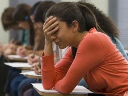 Shocking .. 25 students went into depression during the year | धक्कादायक.. वर्षभरात २५ वर विद्यार्थी नैराश्यात गेल्याची नोंद