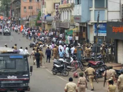 Maratha reservation; The violent turn of Solapur Bandh, still 100 percent response | मराठा आरक्षण;  सोलापूर बंदला हिंसक वळण, तरीही १०० टक्के प्रतिसाद 