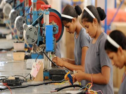 Youngsters want to become electricians fitters welders 40 thousand students admitted to ITI in the state | तरुणाईला बनायचंय इलेक्ट्रिशियन, फिटर, वेल्डर; राज्यात ४० हजार विद्यार्थ्यांचा ITI ला प्रवेश