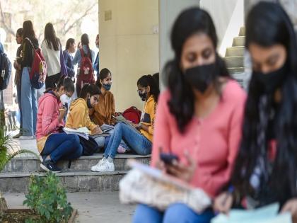 राज्यात एक लाखाहून अधिक विद्यार्थी झाले 'ड्रॉप आऊट' - Marathi News | More than one lakh students dropped out in the state | Latest News at Lokmat.com