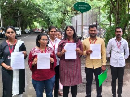 Zero marks by studying and taking exams Students anger complaint to university examination department | अभ्यास करून परीक्षा देऊन 'शून्य' गुण; विद्यार्थ्यांचा संताप, विद्यापीठाच्या परीक्षा विभागाकडे तक्रार