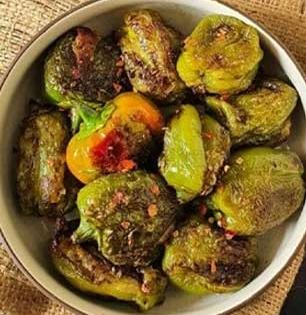 डब्यासाठी ‘अशी’ करा भरलेली ढोबळी मिरची, रेसिपी झटपट-चव जबरदस्त-स्टफ्ड फ्राय मिरची