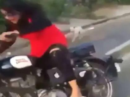 Tried to be oversmart but failed ! went to ride bullet in style and hit in the face ... | अतिशाहणपणा नडला! फुकटची स्टाईल मारायला गेली आणि तोंडावर आपटली...