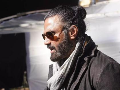 Actor Sunil Shetty's building sealed; Municipal action due to increase in corona patients | Sunil Shetty: अभिनेता सुनिल शेट्टीची बिल्डिंग सील; कोरोनाचे रुग्ण वाढल्याने पालिकेची कारवाई