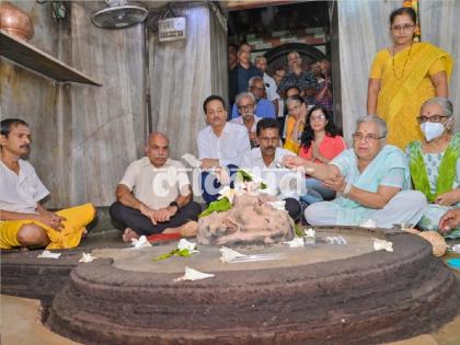 Sudha Murthy took darshan of Kunkeshwar | सुधा मूर्ती देवगड दौऱ्यावर, कुणकेश्वराचे घेतले दर्शन