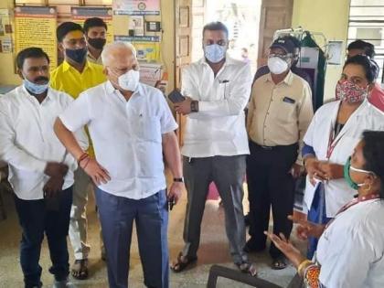 Rain on MLAs and mayors in Abhaynagar health center | अभयनगरीत आरोग्य केंद्रातील समस्यांचा आमदार आणि महापौरांवर पाऊस