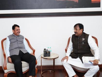 सुधीर मुनंगटीवार यांनी घेतली CM देवेंद्र फडणवीसांची भेट; बैठकीत काय घडले, नाराजी दूर होणार? - Marathi News | bjp senior leader sudhir mungantiwar met cm devendra fadnavis know what happened in the meeting and will the resentment be resolved | Latest maharashtra News at Lokmat.com