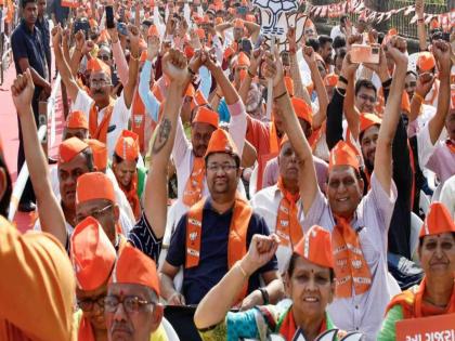 Gujrat Election Result: For the first time in 40 years, BJP won Morbi, Bhuj, SurendraNagar seat | सफेद वाळवंटात बहरली कमळाची लाली; ४० वर्षात 'या' ठिकाणी प्रथमच BJP नं मारली बाजी