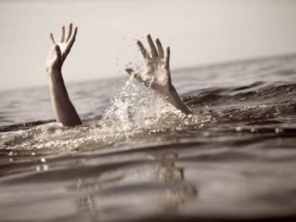 Unidentified girl commits suicide at Masunda Lake in Thane | ठाण्यात मासुंदा तलावामध्ये अनोळखी तरुणीची आत्महत्या