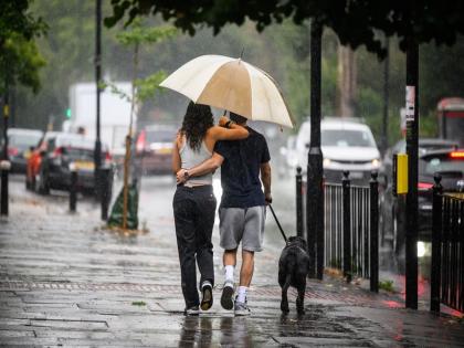 Heat persists across the state; Vidarbha, Marathwada hail and thunderstorm warning | Maharashtra: राज्यभरात उकाडा कायम; विदर्भ, मराठवाड्यात वादळी पावसाचा इशारा