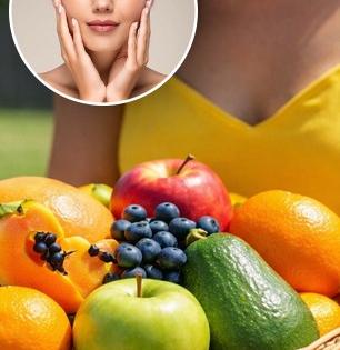 महागड्या क्रीम कशाला? उन्हाळ्यात 'ही' फळं देतील चेहऱ्यावर नॅचरल ग्लो, दिसाल अतिसुंदर