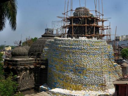  Threats of thieves from the beautiful Narayan Temple of Nashik | नाशिकच्या सुंदर नारायण मंदिराच्या झळालीला चोरट्यांचे विघ्न